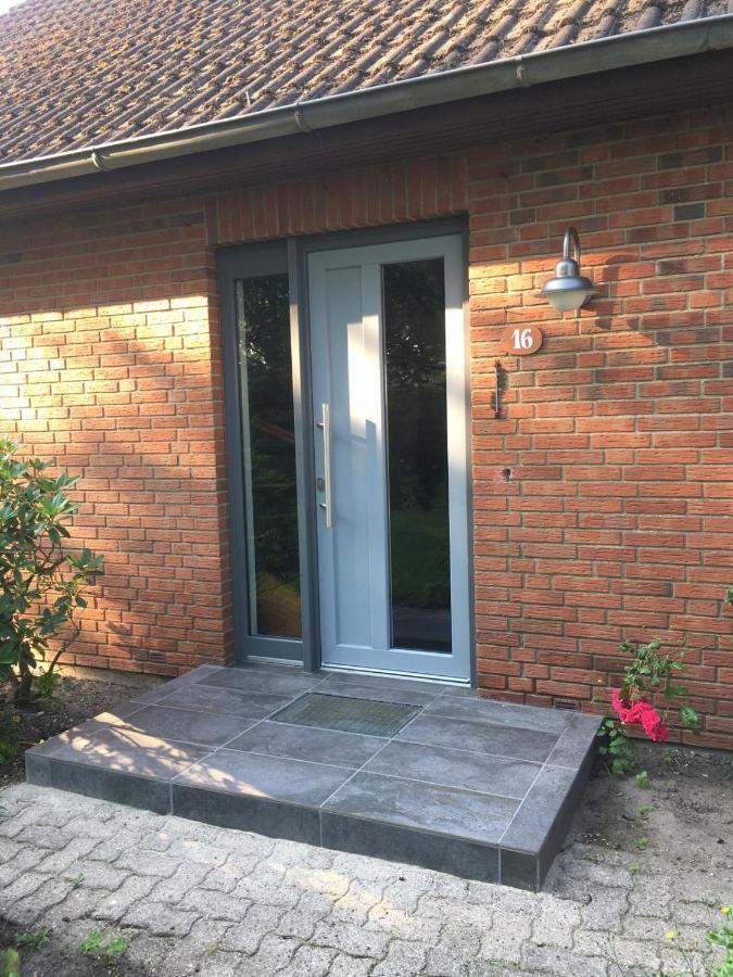Ferienhaus Mit Garten In Nordseenaehe Langenhorn Екстериор снимка